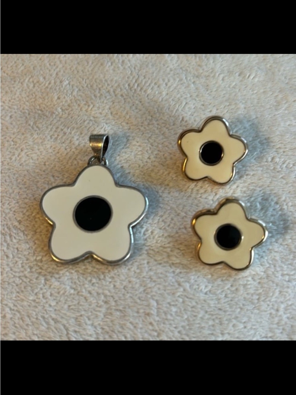 Vintage 60’s White Enamel Flower Pendant and Stud Earring Set with Black Center